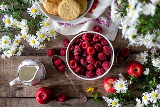 healthy fruit crumble dessert